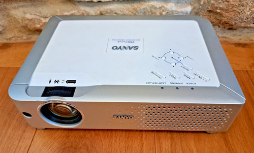 Sanyo plc xu74 - sanyo, xtrax