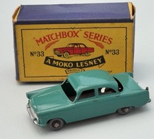Moko Lesney Matchbox Toys MB33a Ford Zodiac Turquoise with Plastic Wheels B4 Box