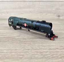 Hornby R2169 Merchant Navy
