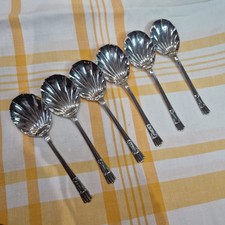 Vintage Small shell shape