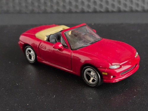 Johnny lightning 2000 mazda - johnny,