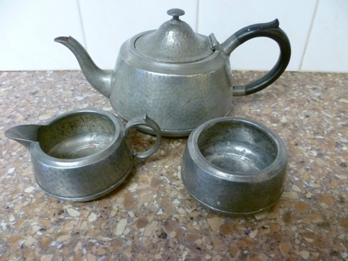 Antique hand hammered - an,