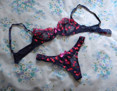 Bnwot agent provocateur - bnwot,