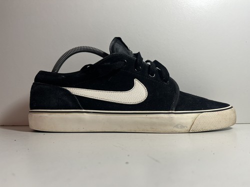 Nike toki low - low, suede