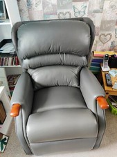 Westbury Leather Standard Lift