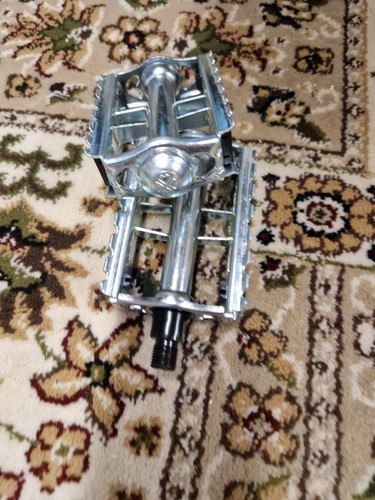 Rat trap pedals chrome - trap,