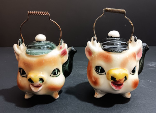 Vintage pig tea pot - pig, novelty