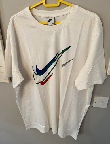 Nike men white graphic - men’s,