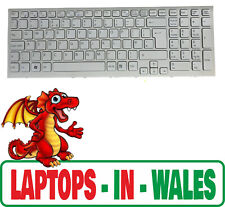 GENUINE UK Sony Vaio VPC-EH VPCEH White Keyboard & Frame 148971511 AEHK1E00020