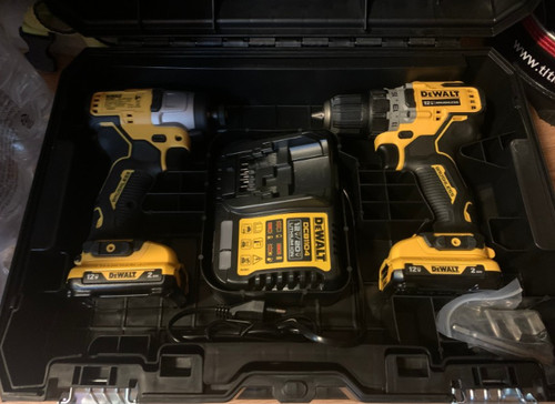 Dewalt dck2110d2t 12v - dewalt,
