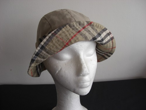 Burberry bucket hat nova - burberry,
