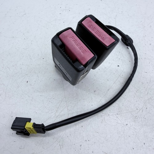 Peugeot 207 seat belt - peugeot,
