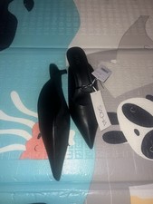 SACHA Pointed Toe Kitten Heel