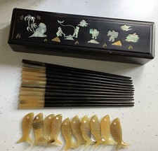 Mother Of Pearl Lacquered Box With Chop Sticks & Fish Rests Vintage