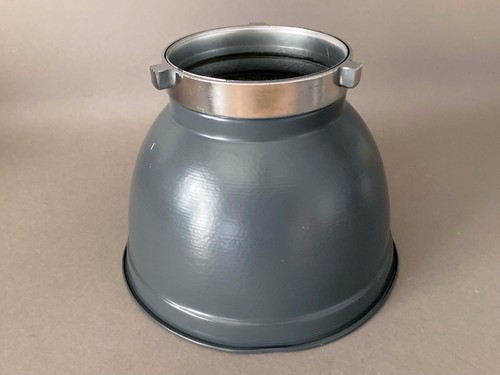 Bowens type reflector - type,