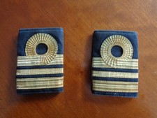 Royal Navy Commissioned Officer - Shoulder epaulettes