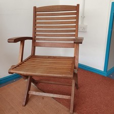 Wooden folding chairs with slatted back