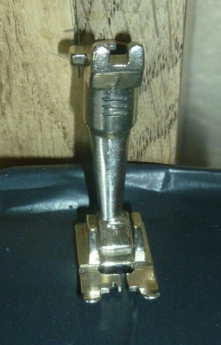Bernina sewing machine foot - sewing, no