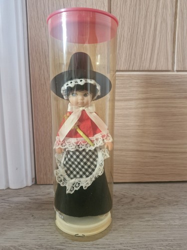 Welsh costume souvenir doll - welsh,
