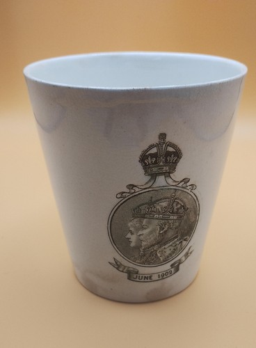 Antique royal doulton - royal,