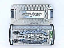 Stryker AxSOS Distal Lateral Femur Targeter w/ Instrument Tray