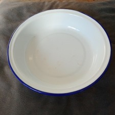 White Blue Rim Enamel Round