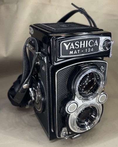 Yashica mat 124 tlr 120 - 120, film