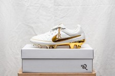 "Brand New" Nike Tiempo Legend