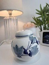 Rye Iden Pottery bowl With a