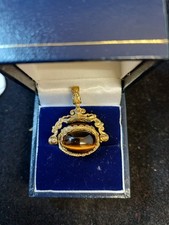 Beautiful Vintage 9ct Gold Fob/ Pendant with Tigers Eye & 2 Other Stones