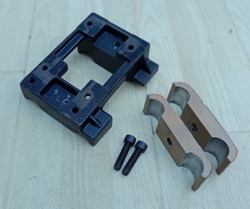 Magnesium engine mount - 92,