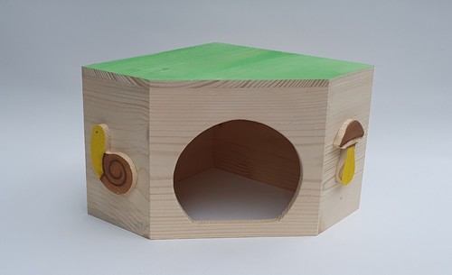 Wooden house for rodent - wooden,