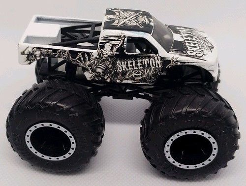 Hot wheels monster jam - wheels, white