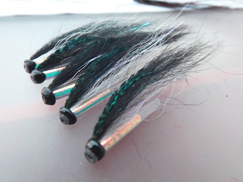 Salmon fly pearly sword - ,
