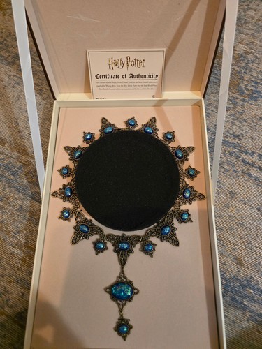 Harry potter cursed necklace - harry,