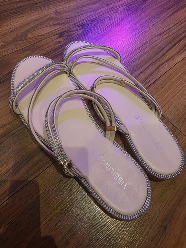 Beige flat slip - -on, sandals