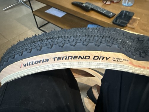 Vittoria terreno dry - terreno, 38mm