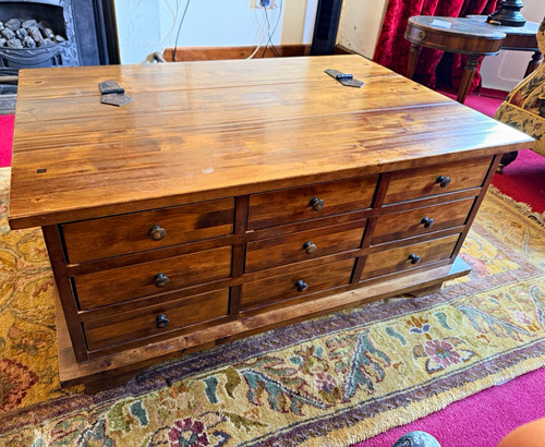 Laura ashley garrett - laura, chest