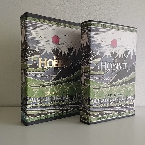 The hobbit r - the, tolkien