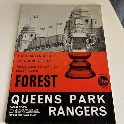 Nottingham forest queens - v,