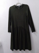 Size 14 Green Long Sleeve Ribbed Below Knee Length Dress