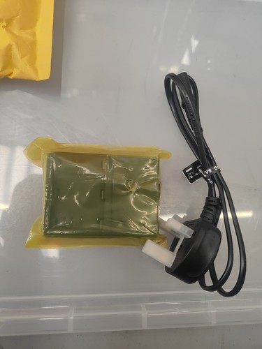 Replacement charger for - , canon