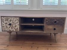 Decorative Mango Wood Media