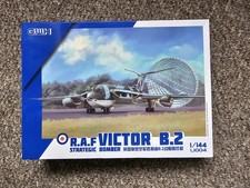G.W.H 1:144 SCALE RAF VICTOR