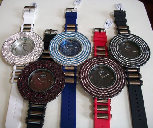 Men stone row techno pave - stone,