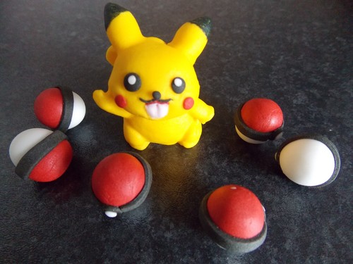 Edible fondant sugar pikachu - fondant/sugar,