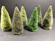 6x 28mm Pine Trees - Painted