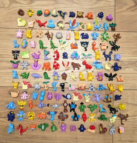 Bundle lot 137 pokemon mini - lot,