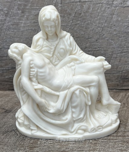Vintage pieta sculpture statue - pieta,