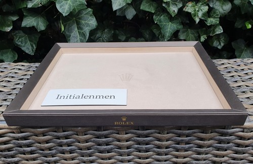 Rolex display dealer - dealer, 100%